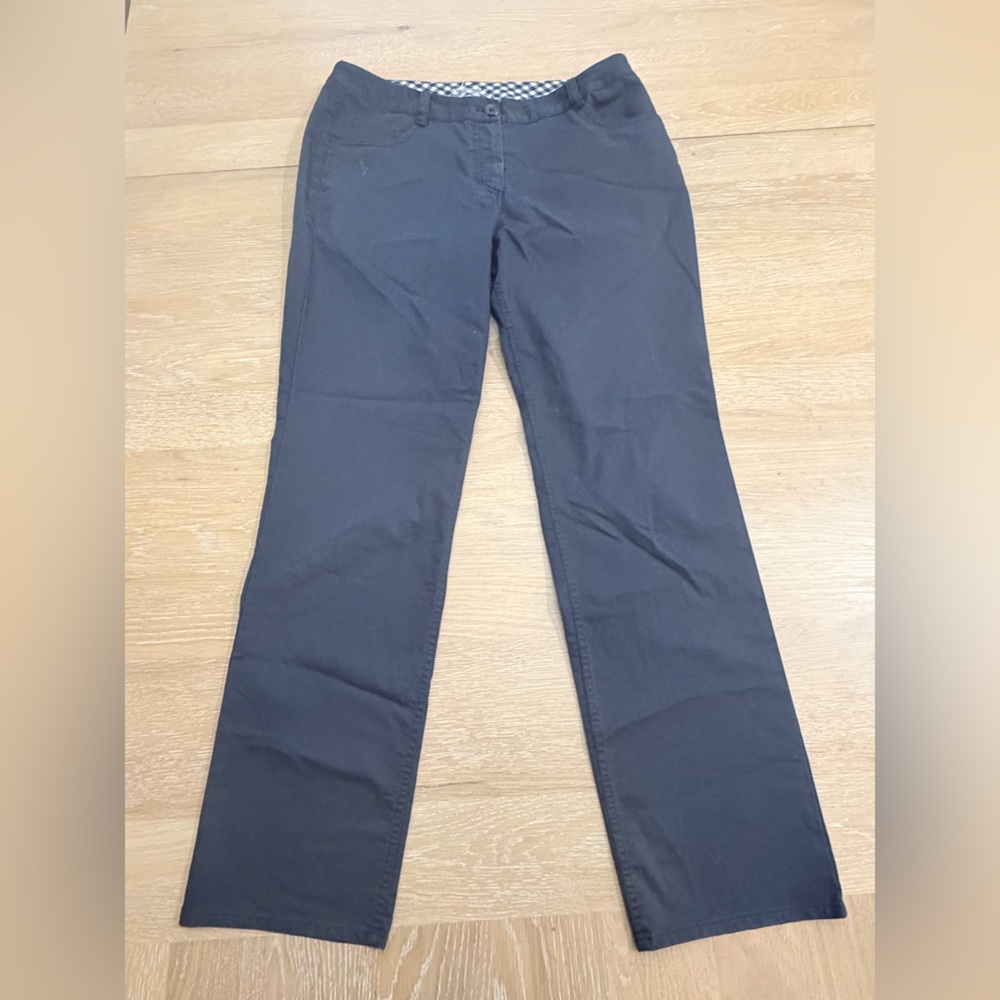 Nike Straight Leg Pants in Black